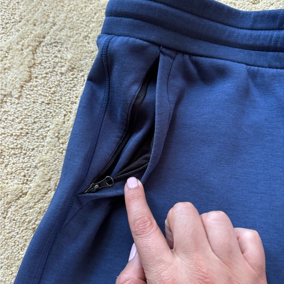 Mens short size M - Picture 2 of 4